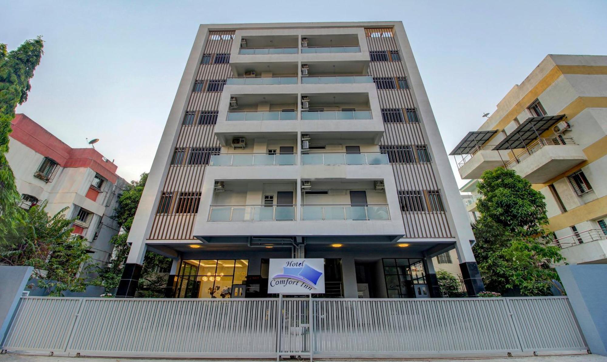 Comfort Inn Baner- Indian Nationals Only 푸네 외부 사진